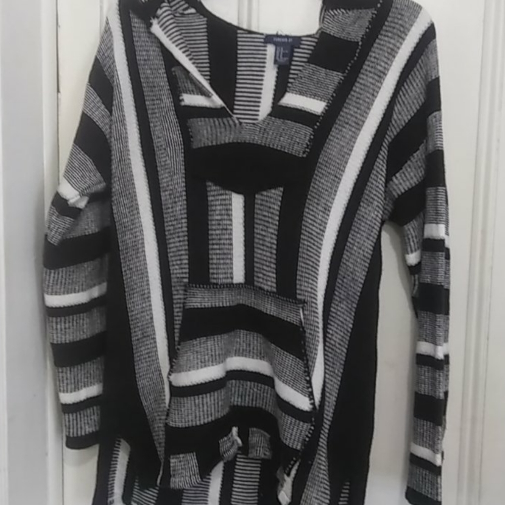 Forever 21 hoodie